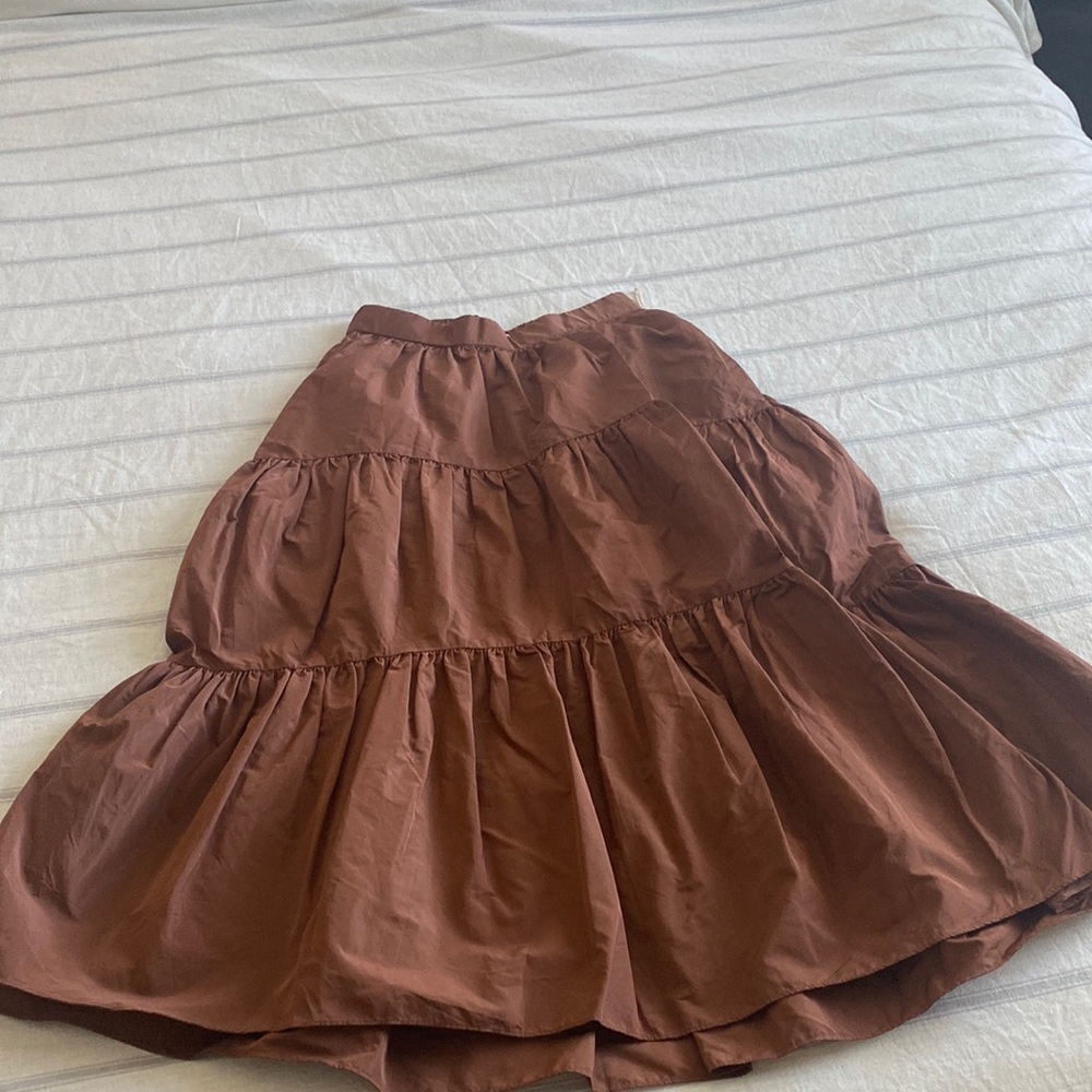 Aritzia Wilfred Tiered MIDI Skirt